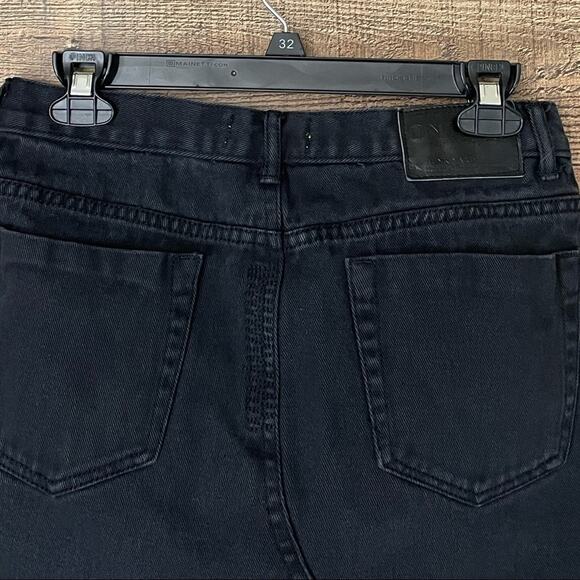 One Teaspoon Junk Yard Mini Skirt Low Waist Cut Off Hem Black Denim Size 26 - Picture 6 of 9